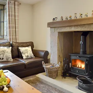 Little Grans , Cowling United Kingdom