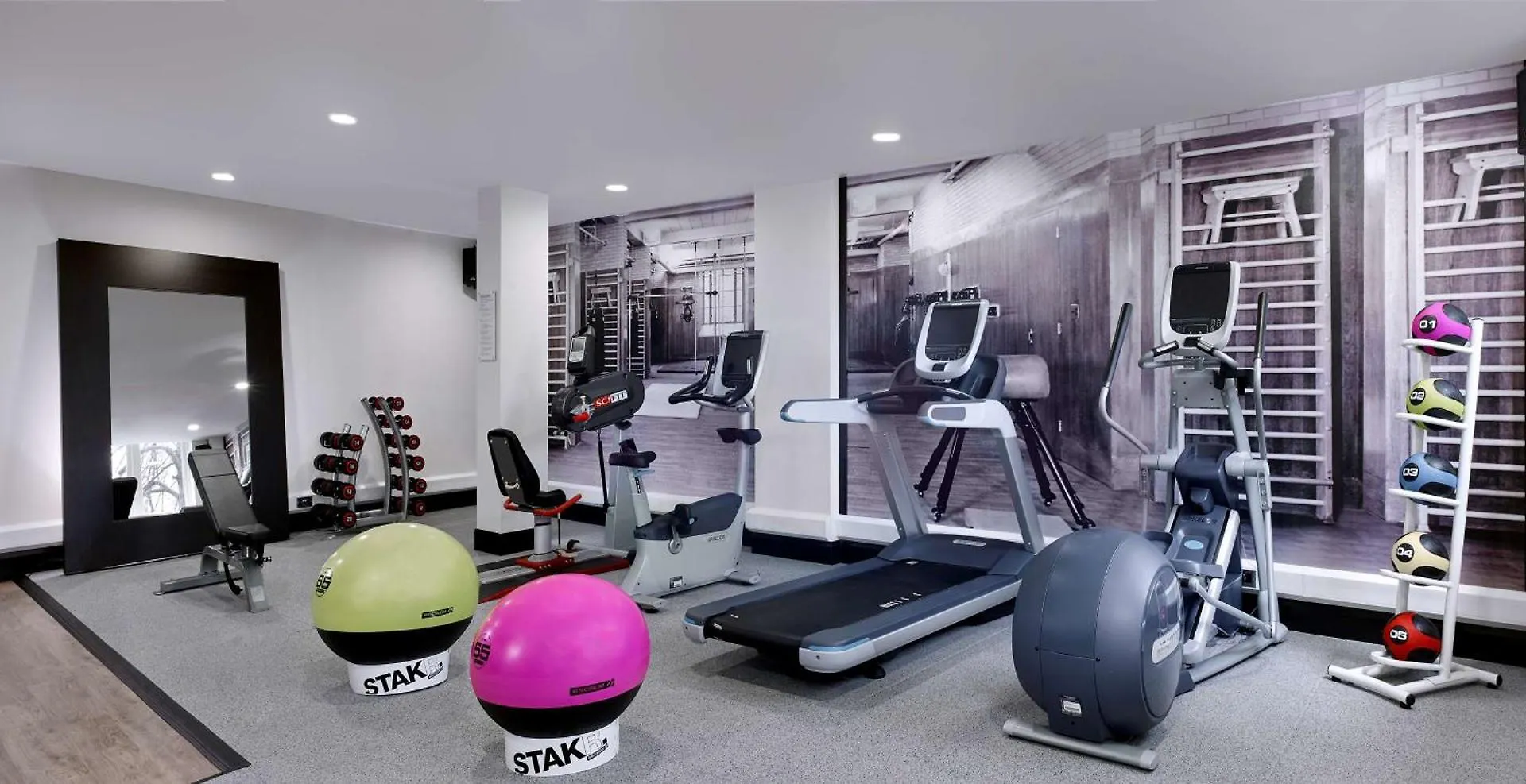 Doubletree By Hilton Hotel Nottingham - Gateway