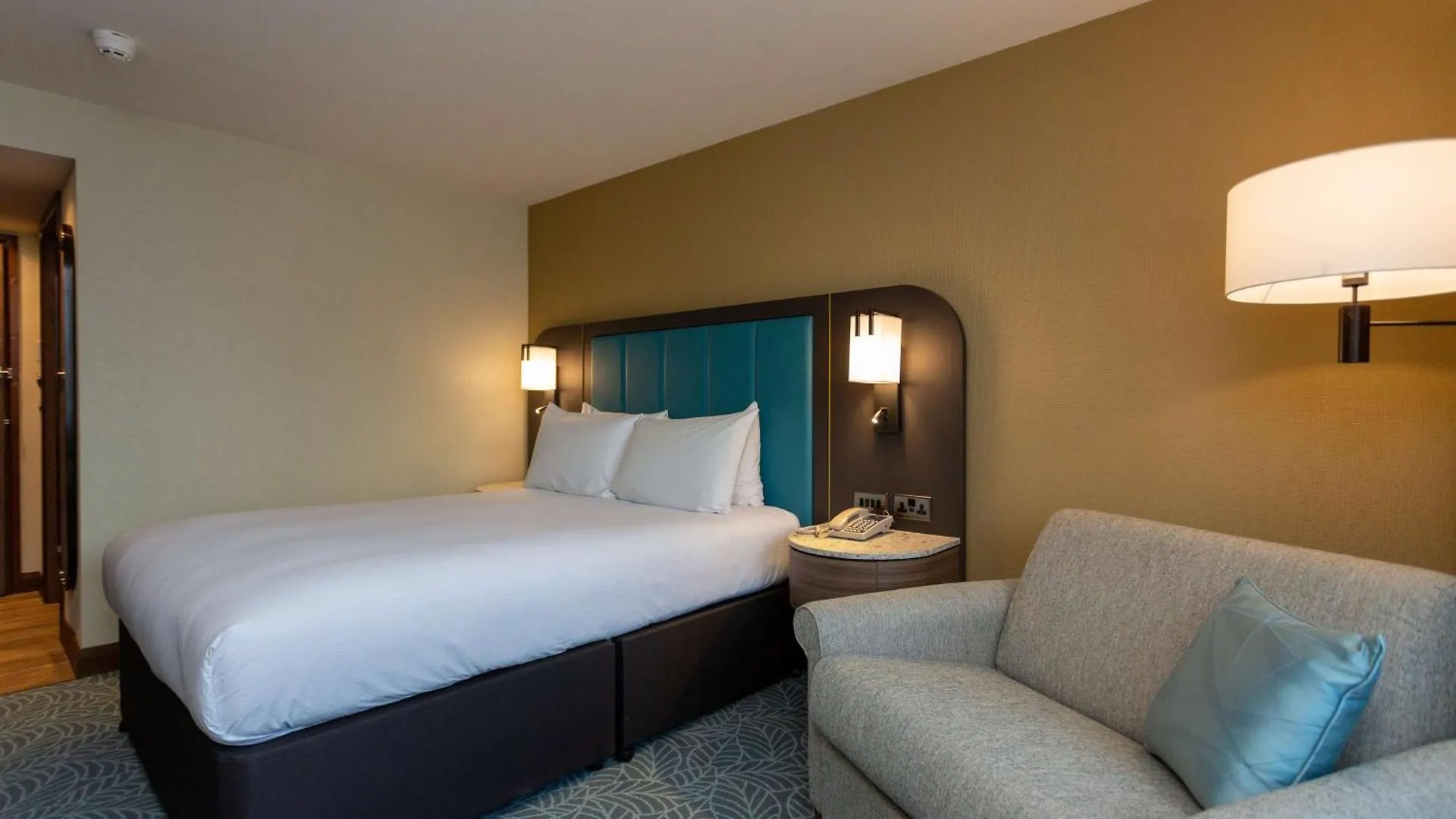 Doubletree By Hilton Hotel Nottingham - Gateway